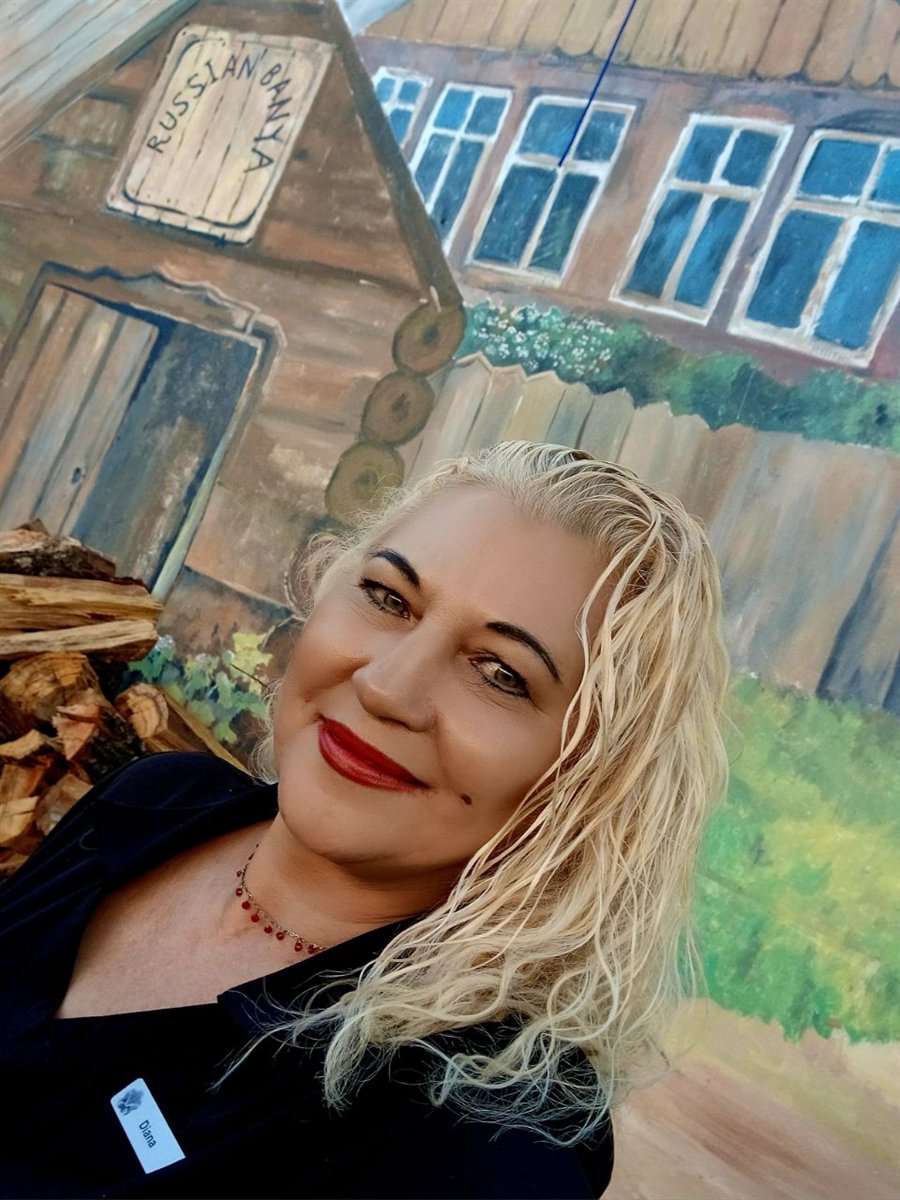 Diana wearing a Diana name badge